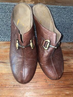 Women’s Aerosoles Size 8 Brown Slip On Heels